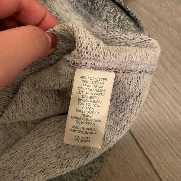 Gray Roots Sweater - Picture 6 of 7